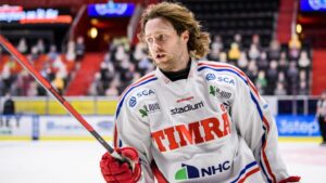 Backen följer med Timrå till SHL