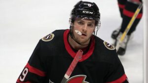 Drake Batherson skriver sexårskontrakt med Ottawa Senators