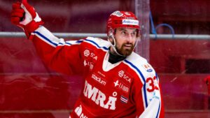 KLART: Stjärnan följer med Timrå upp till SHL