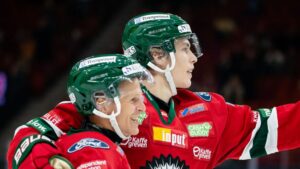 Simon Edvinsson skriver A-lagskontrakt med Frölunda