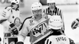 De stora matchernas målgörare som hjälpte HV71 till elitserien – Old School Hockey Roland Eriksson