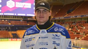 Leksands succéjunior gick inte i pappas fotspår – valde hockeyn