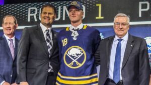 VIDEO: Följ Rasmus Dahlin under draften