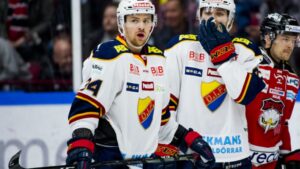 Djurgårdsforwarden gör comeback efter knäskadan