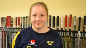 Se Sverige ta sig an Ryssland i U18-VM