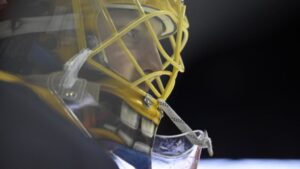 I natt får Ullmark äntligen chansen igen – ställs mot Stanley Cup-favoriten