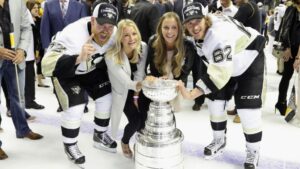 Först Stanley Cup-final – sen blir det giftermål för Hagelin: ”Är lyckligt lottad”