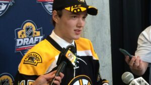 VIDEO: Ska flytta till Boston – då blev han draftad av Bruins