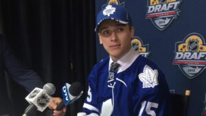 VIDEO: Draftad av Toronto – då får han chansen att återförenas med kompisen Nylander