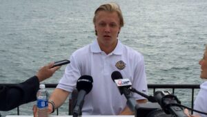 VIDEO: Alex Nylander funderar på framtiden: ”Har många bra alternativ”