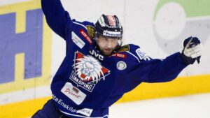 Förre SHL-stjärnan gör comeback – i tredjeligan