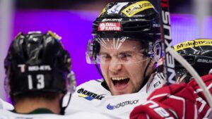 Modo fick stopp på blödningen – vände och vann när Björklund gjorde hattrick