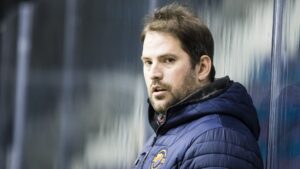 Han blir Leif Boorks assisterande coach under dam-VM