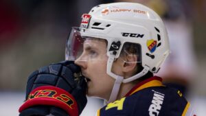 Hockey på tv i dag: Upplösningen av SHL – och Moras chans att ordna klassikerkval