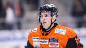 SHL-klubben förlänger med kulturbärare: ”En otroligt lojal spelare som gör sitt och lite till varje dag”