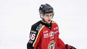 Emanuelsson frälste Luleå när SHL-konkurrenten besegrades i försäsongsmatchen