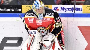 Småkronorna klara för semifinal i Ivan Hlinka Memorial Cup