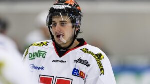 Flopp i Örebro – nu vill han lyfta i Mora: ”Ska bli riktigt coolt att spela i SHL för dem”