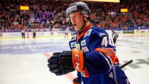 Elias Pettersson sköt Växjö till matchboll