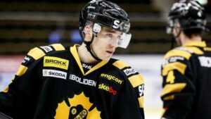 Ryktades till SHL – nu blir backen kvar i Nordamerika