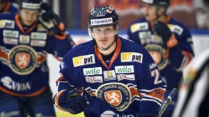 18-årige dansken målskytt direkt i SHL-debuten