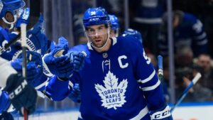 John Tavares ansluter till Kanada inför hockey-VM 2024