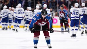 Landeskog nätar – sen ändrar sig domaren