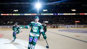 Han uppges lämna Färjestad för Frölunda: ”Har gjort det jättebra”