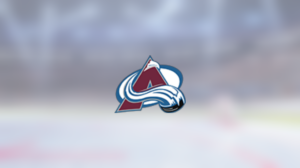 Forwarden Artturi Lehkonen förlänger med Colorado Avalanche