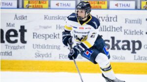 HV-forwarden slipper straff för butt-ending