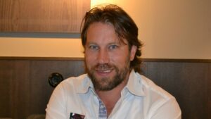 Från Ö-vik till Hockey Hall of Fame – Old School Hockey Peter Forsberg