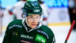 AVSLÖJAR: Fick lämna Färjestad – nu är finländaren klar för ny SHL-klubb