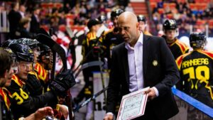 Jumbon plockar in sparkade Brynästränaren: ”Känns som en kanonlösning”