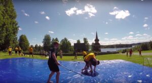 VIDEO: Soap Hockey – det bästa sättet att lindra ishockeyabstinensen?