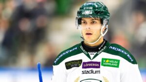 Tidigare SHL-forwarden förstärker Hockeyallsvenska bottenlaget