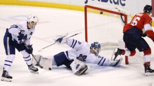 Finske stjärnan sänkte Maple Leafs med karriärens första NHL-hattrick