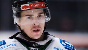 Efter otäcka smällen – förre SHL-backen på benen: ”Ingen skada som är livshotande”