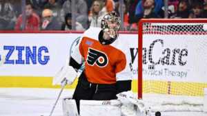 Carter Hart tar en paus från ishockeyn