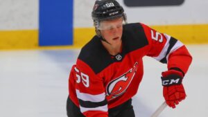 Fabian Zetterlund kallas upp av New Jersey Devils