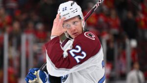 Fredrik Olofsson uppsatt på waivers av Colorado Avalanche