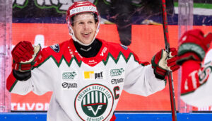 Ryck i sista perioden avgjorde för Frölunda borta mot Färjestad