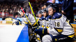 Förlust i måstematchen för HV71 – efter nytt ras