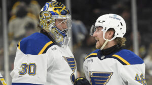 Joel Hofer storspelade när St. Louis tog oväntad seger mot Boston