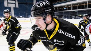 Stekhet i Hockeyettan – Isak Salqvist  lånas in av allsvenska klubben