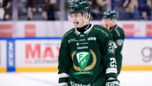 Lucas Forsell förlänger med Färjestad