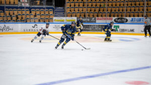 HV71 J18 starkast i straffläggningen – vann hemma mot Frölunda