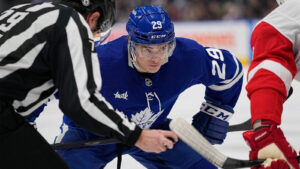 Pontus Holmberg förlänger med Toronto