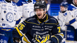 Radan Lenc stannar i HV71 – om laget blir kvar i SHL