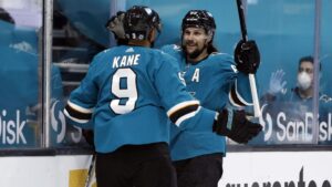 Sharks vann rivalmötet – efter Kanes dubbel