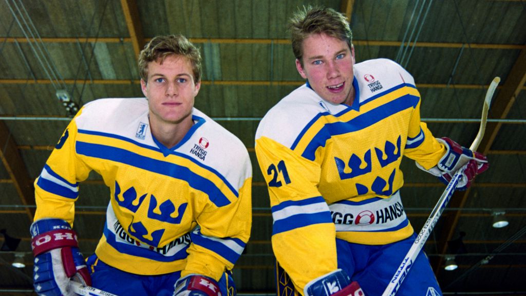 Markus Näslund och Peter Forsberg inför JVM.